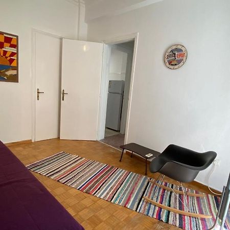 Apartamento The Bohemian In Exarcheia Athens Center Exterior foto